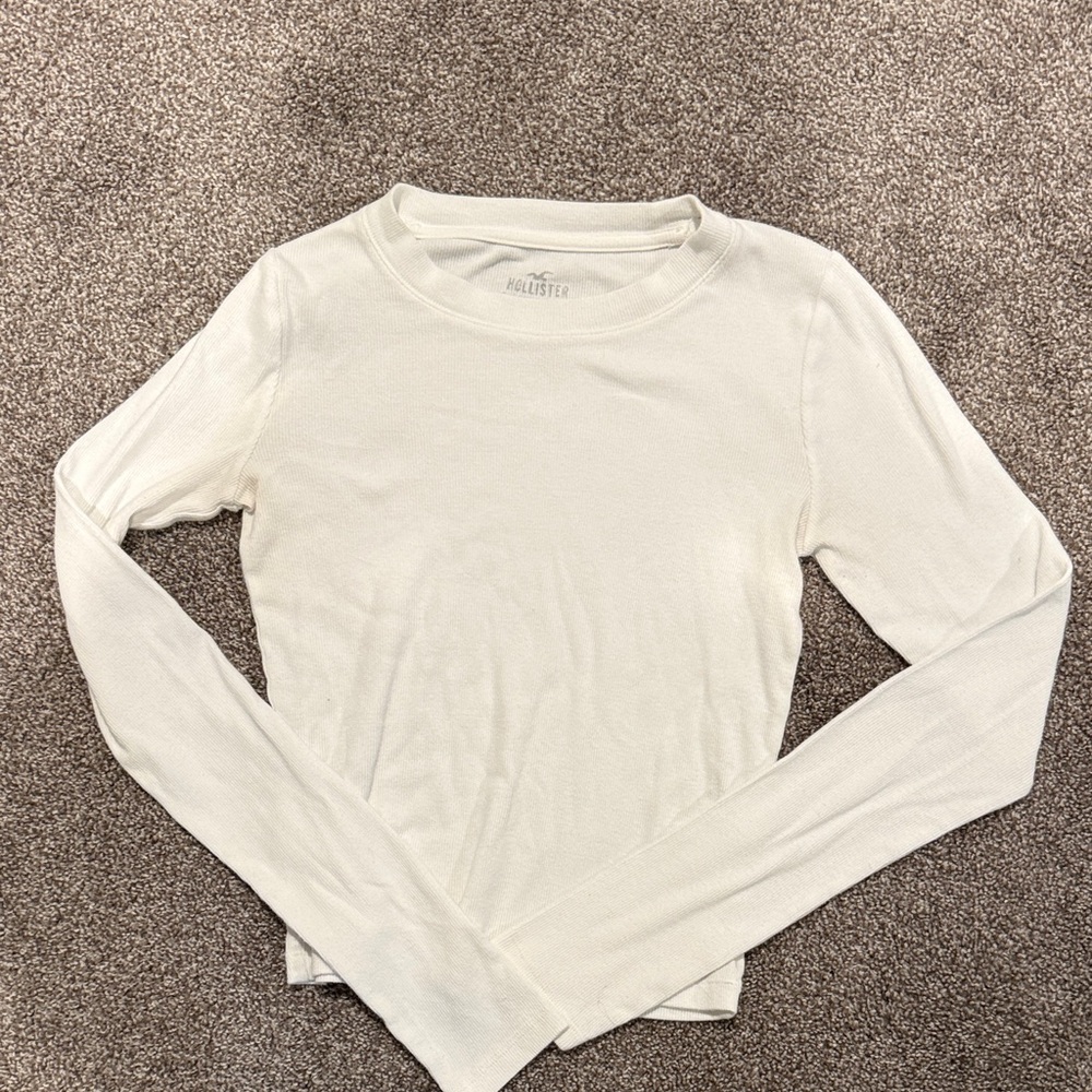 Hollister Women's White Long Sleeve Tee